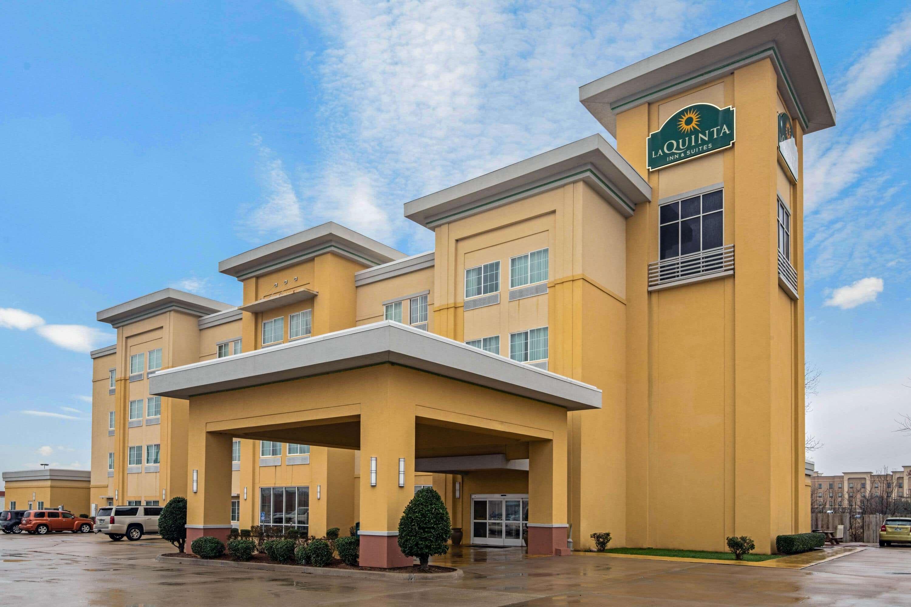 La Quinta Inn & Suites By Wyndham Durant Exterior photo